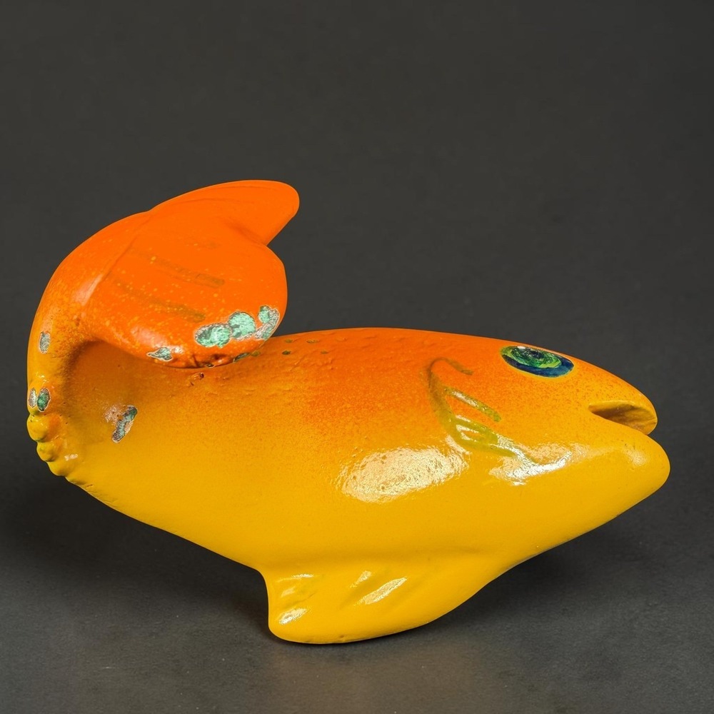 Vintage Enameled Metal Fish Wall Hanging Decor Yellow Orange Nautical 5 Inch